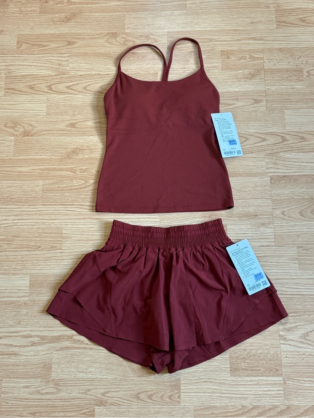 lululemon SET Hotty Hot High Rise Short & Flow Y Tank Cranberry Charm XS NWT